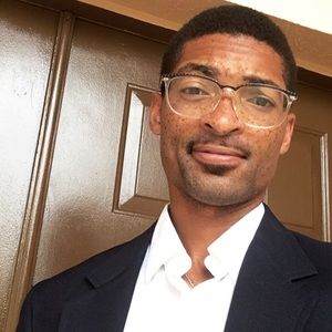 Meet your Posher, Vio